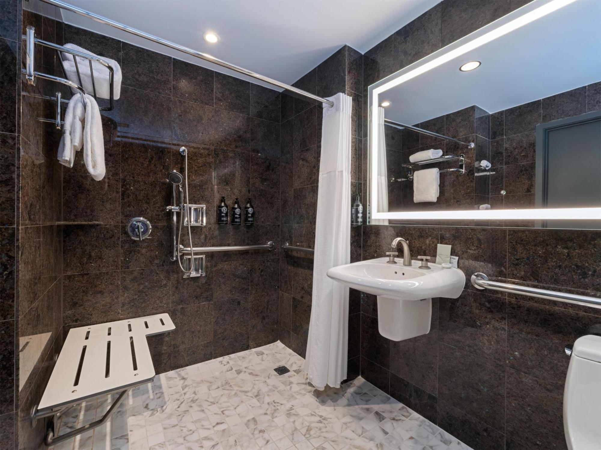 Otel The Sam Hotel, Curio Collection By Hilton